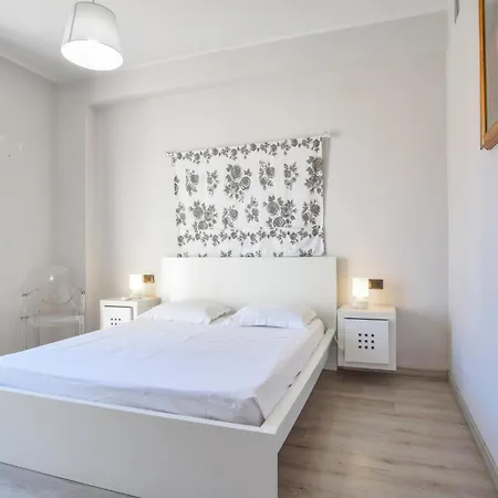 Apartment 2 Bedroom Amazing In